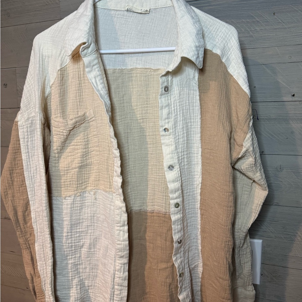 Cream and Tan Button-Up Shirt - Picture 2 of 5